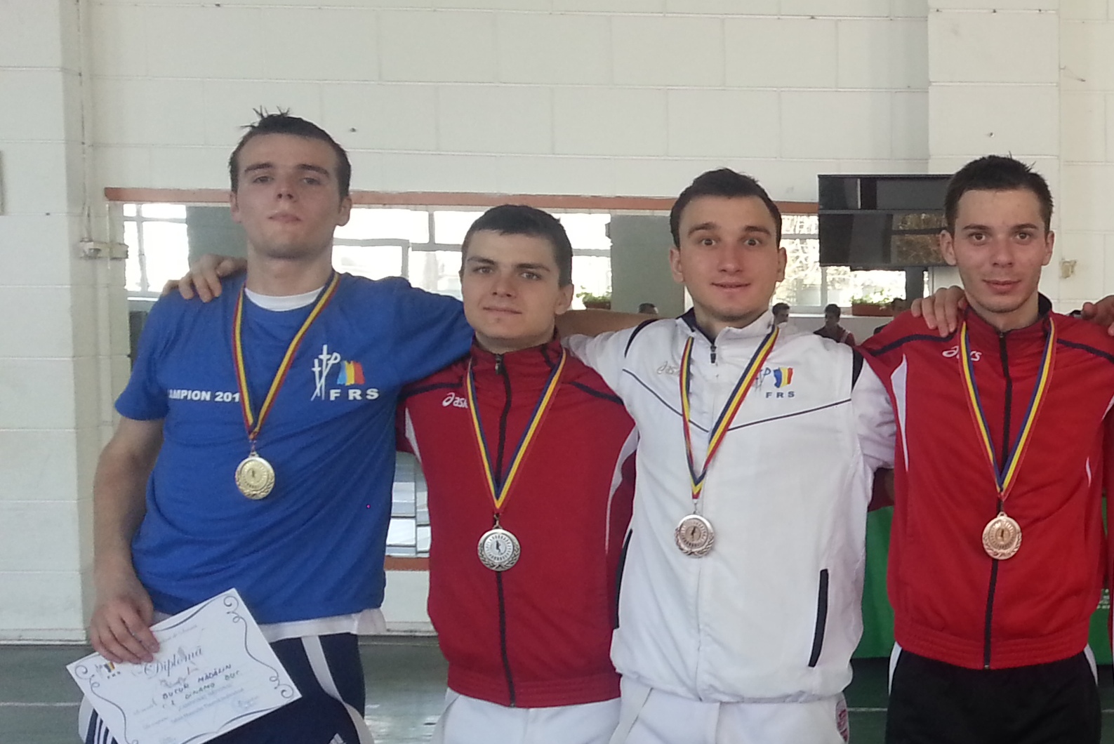 Dinamovistul Mădălin Bucur este campion naţional la sabie tineret