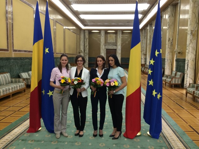 Echipa feminină de spadă a României va fi primită joi la Bușteni de către primarul Emanoil Savin
