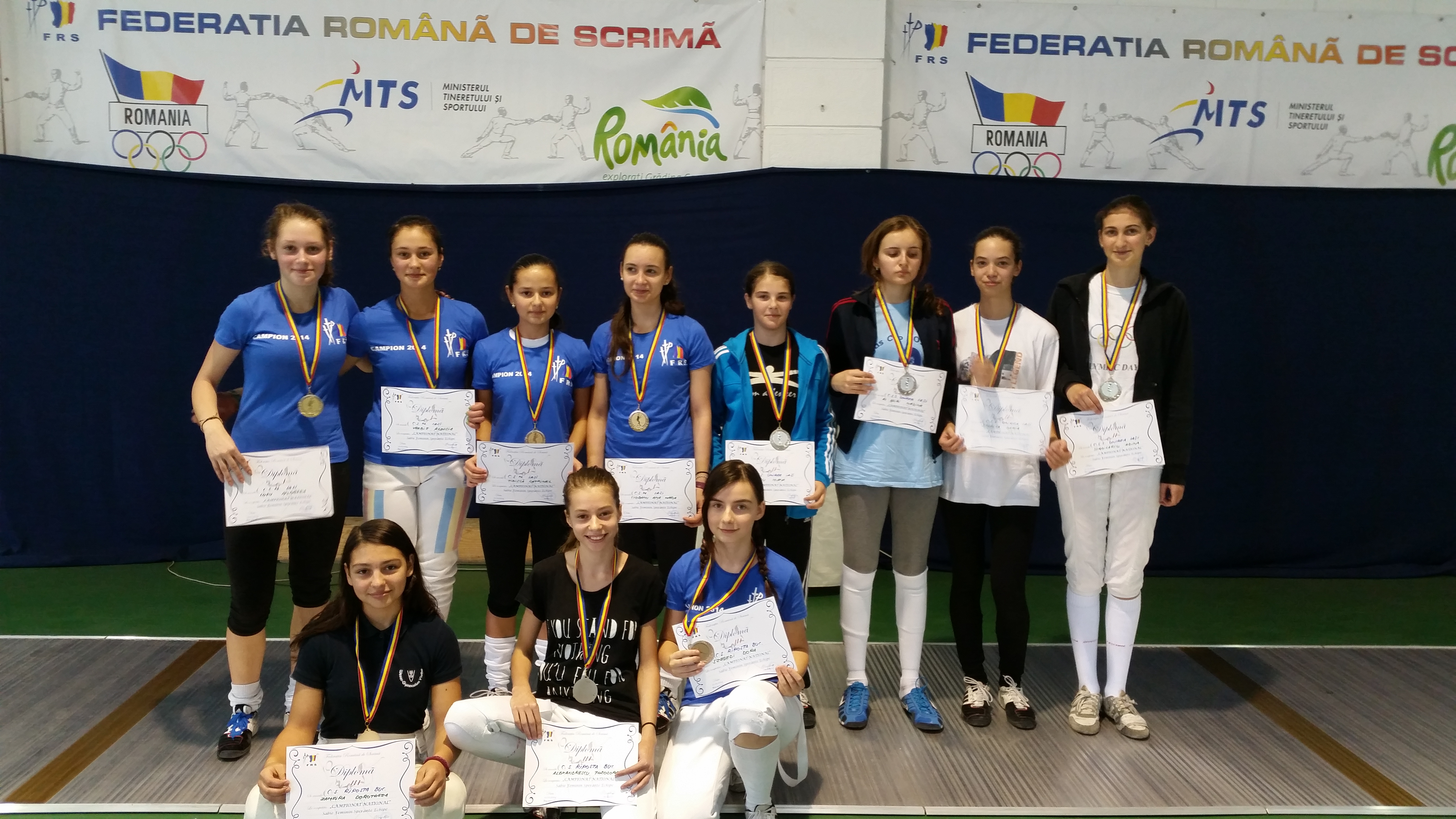 GALERIE FOTO: CSM Iași a câștigat Campionatul Național de sabie speranțe, proba pe echipe la feminin