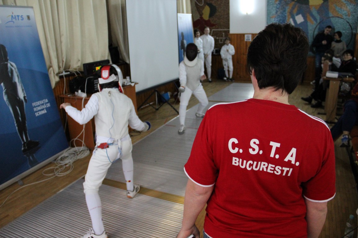 Sportivii de la CSTA și CS Olimpia vor susține azi demonstrații de scrimă la Școala Generală Shanghai din București