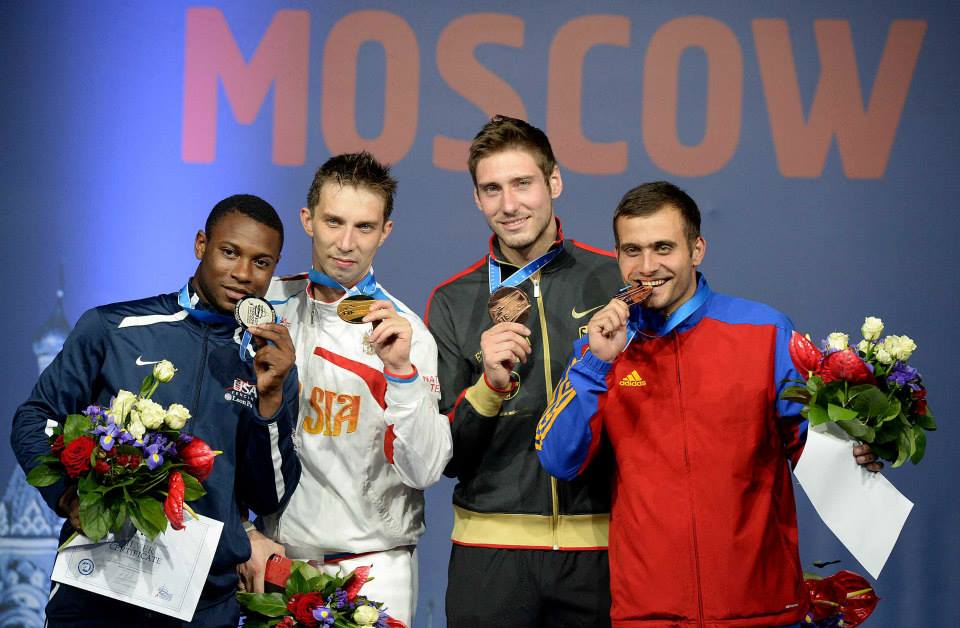 A treia medalie de bronz consecutivă la un Campionat Mondial: Tiberiu Dolniceanu a terminat pe locul III proba de sabie masculin individual, la Moscova