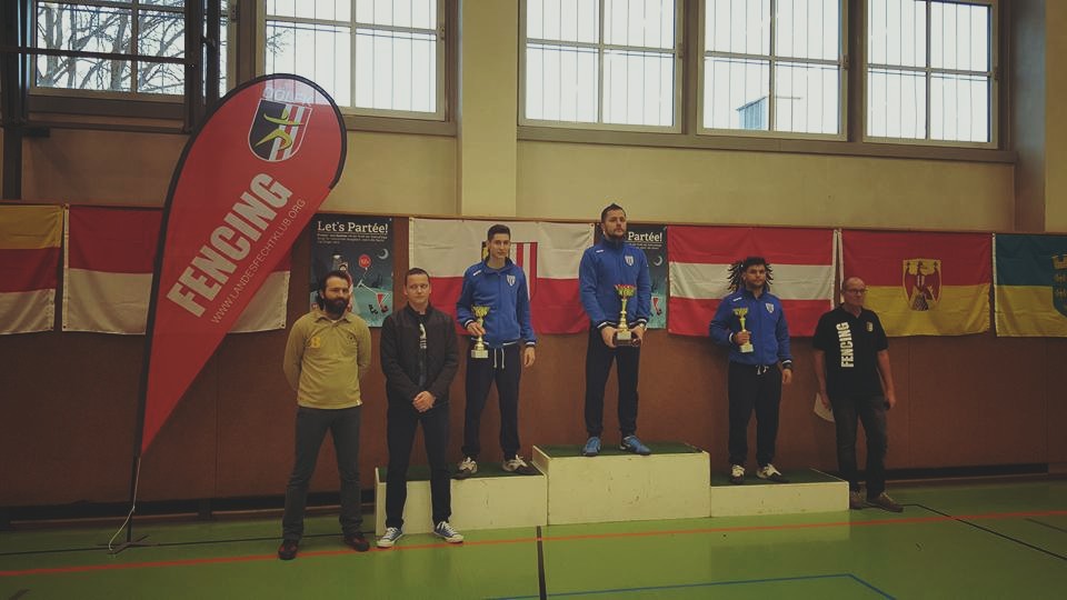 Spadasinii români au obținut trei medalii la maratonul de scrimă de la Linz
