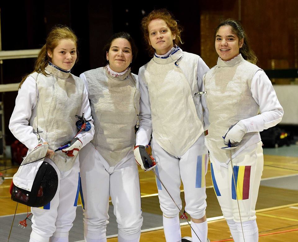 UPDATE 5: România a ocupat locul 9 în proba de floretă feminin cadeți echipe la Campionatul European de cadeți și juniori de la Novi Sad. Rusia a luat aurul!