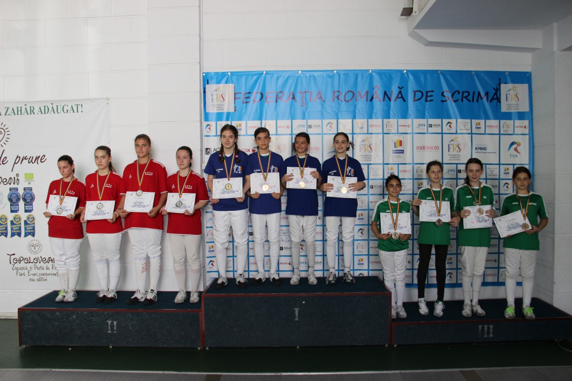 ACS Balestra1 a câștigat Campionatul Național de Scrimă Copii, în proba de floretă feminin echipe, la categoria 10-13 ani