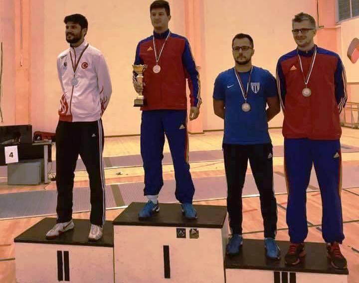 România a cucerit trei medalii de aur în probele individuale la Campionatele Balcanice de spadă pentru seniori de la Varna