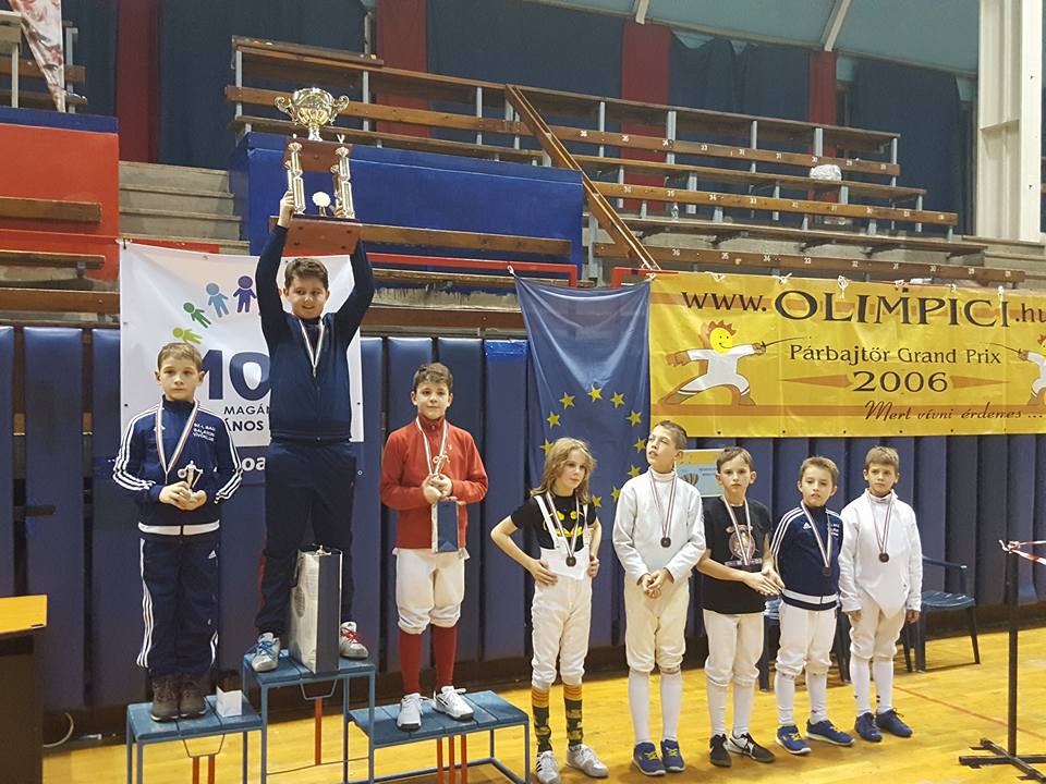 Patru clasări pe podium pentru scrimerii români la a treia etapă a Circuitului Internațional de spadă „Olimpici”, sezonul 2016-2017, de la Budapesta