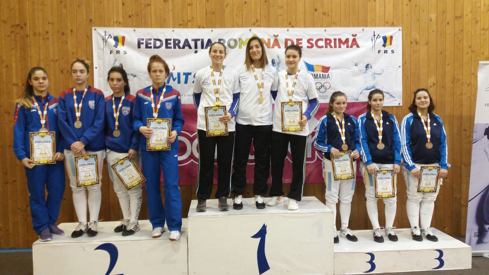 CSU Poli Timișoara a câștigat Campionatul Național de floretă juniori de la Izvorani, ediția 2017, în proba feminină pe echipe