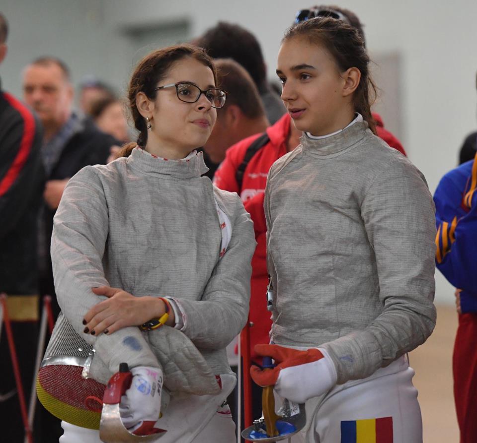 Campionatul Mondial de cadeți și juniori de la Plovdiv, ziua 2, proba 3: Sabina Martiș, Ioana Radu și Ilinca Pantiș trag în proba de sabie cadeți feminin individual