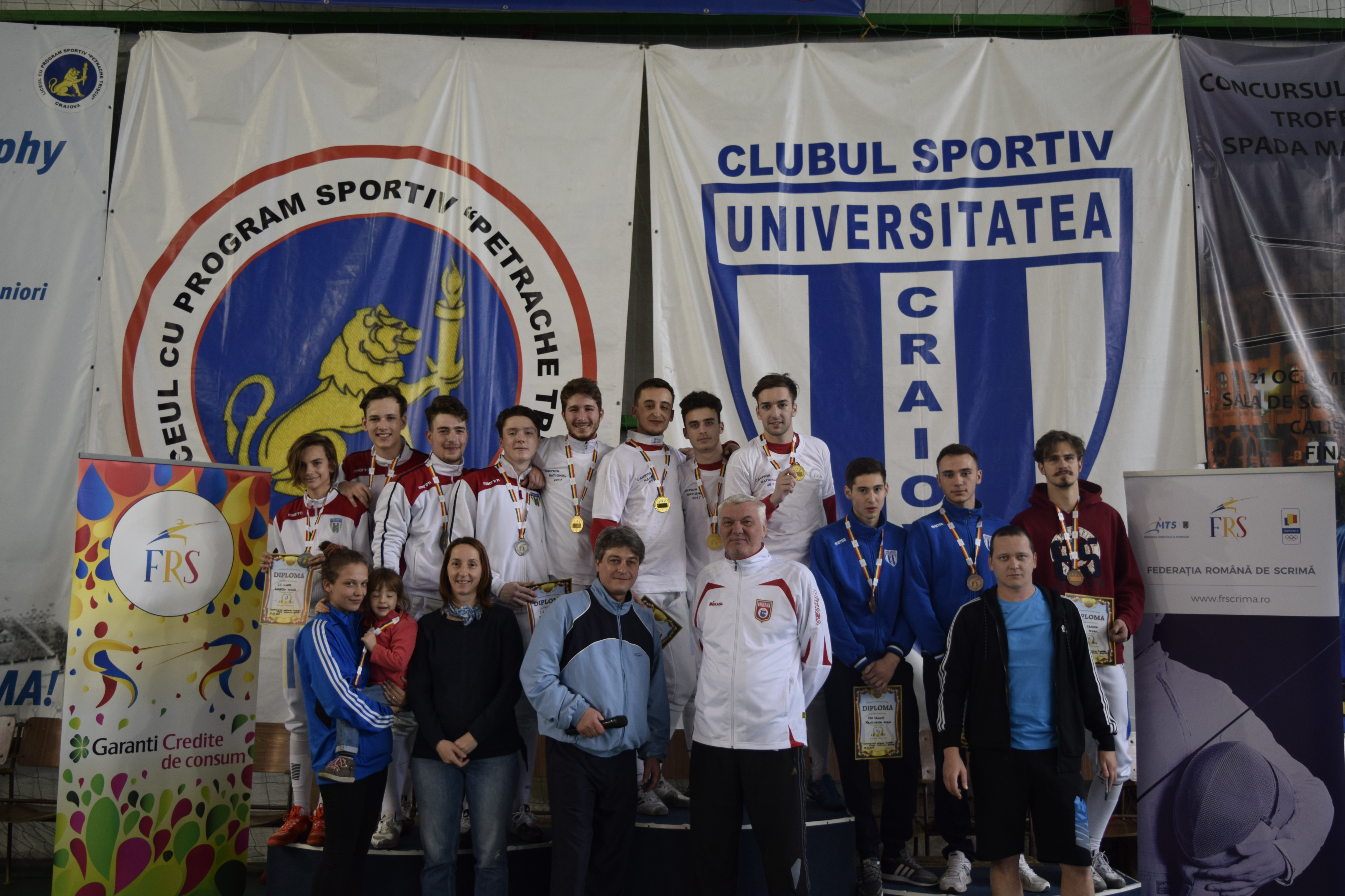 CS Dinamo a câștigat Campionatul Național de tineret de la Craiova, ediția 2017, în proba de spadă masculin echipe