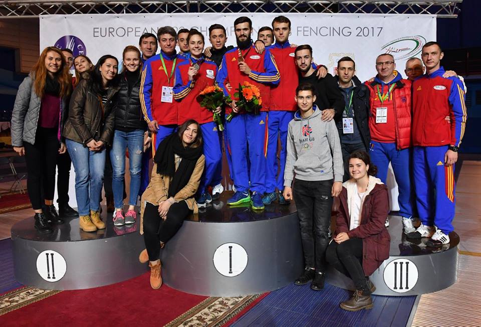 Campionatul European de scrimă pentru tineret de la Minsk, ziua 5: România concurează în probele pe echipe la spadă feminin, sabie masculin și floretă feminin