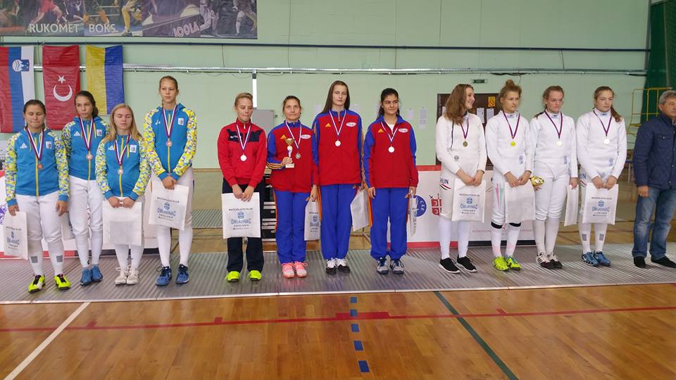 România – locul 2 la etapa din Circuitul European de cadeți de la Zrenjanin, în proba de spadă feminin echipe