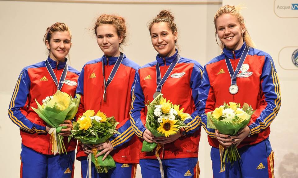 România a câștigat medaliile de argint la Campionatul Mondial de la Verona 2018, în proba de spadă juniori feminin echipe