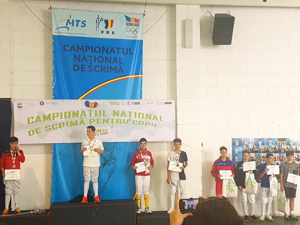 Alexandru Popescu (CS UNEFS) a câștigat Campionatul Național de scrimă copii 2018, în proba de spadă masculin individual, categoria 12-13 ani