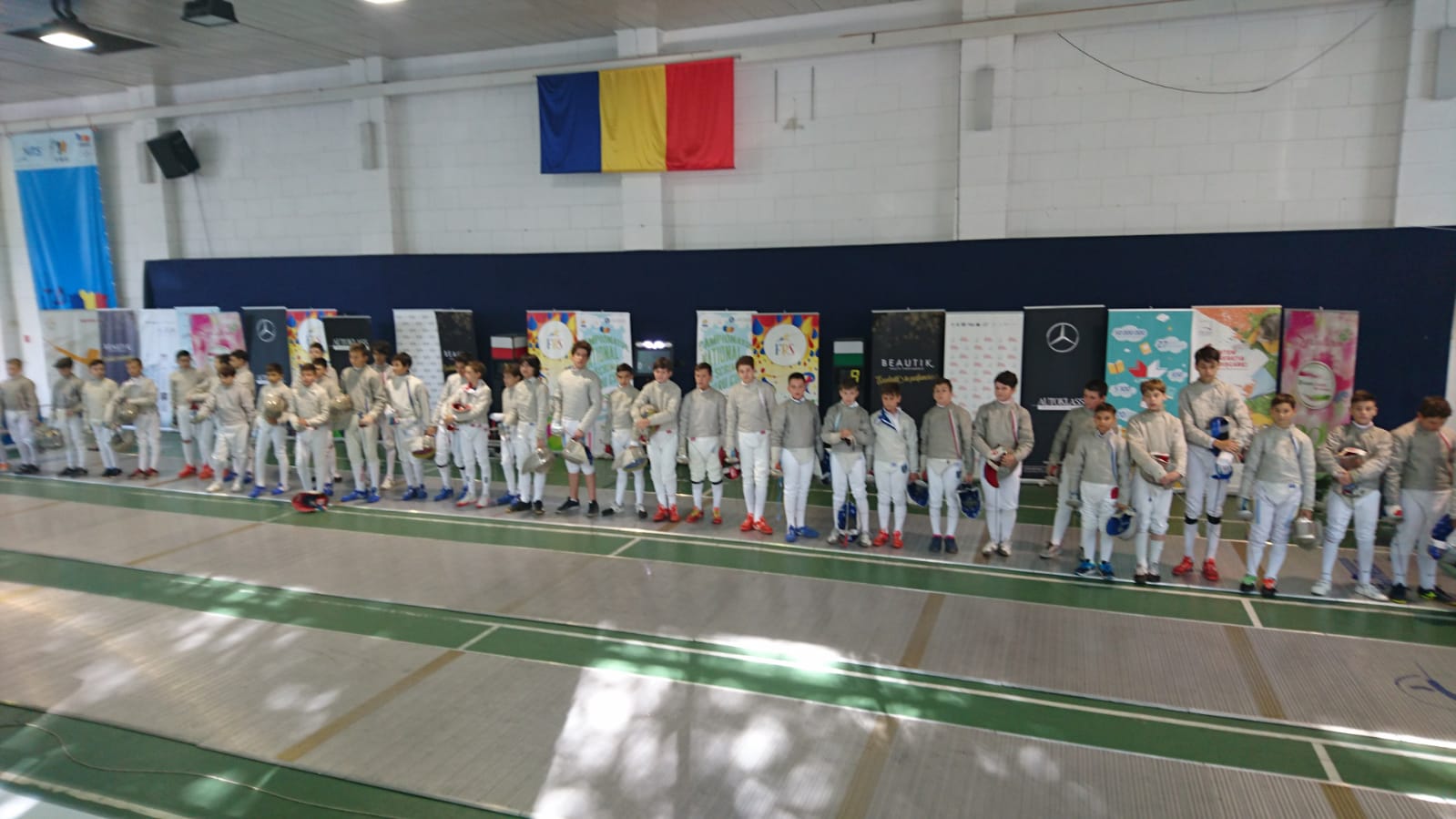LIVE: Campionatul Național de scrimă pentru copii de la București, ediția 2018, ziua 9: azi au loc probele de sabie masculin la 12-13 ani și 10-11 ani