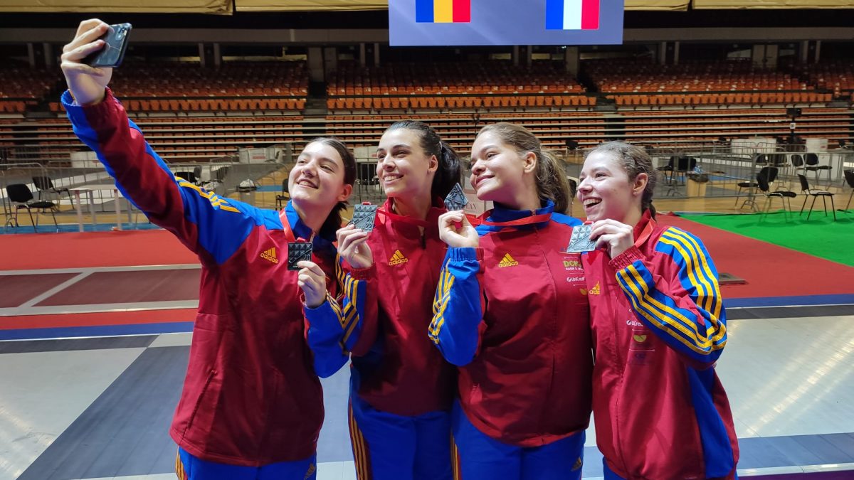 România este vicecampioana Europei la sabie feminin cadete!