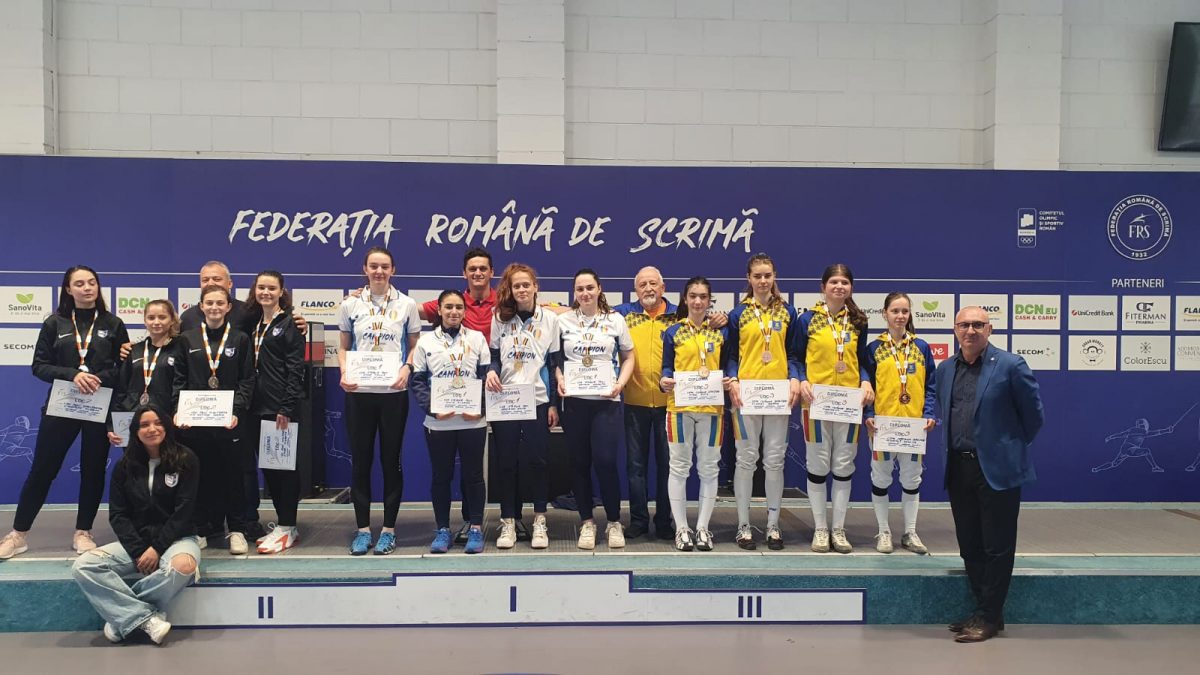 CSA Steaua este campioana fetelor la floretă echipe tineret!