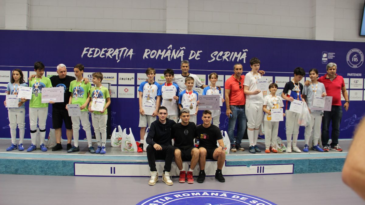 CS Dinamo a luat titlul pe echipe la sabie masculin copii!