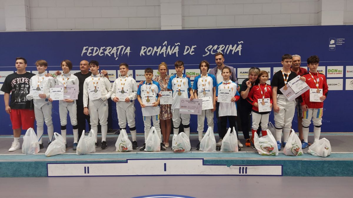 ACS Engarde București a luat titlul echipelor la spadă masculin copii