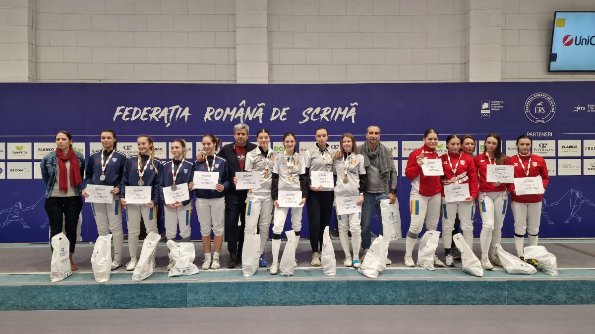 CS Riposta 1 a cucerit titlul național la sabie feminin juniori