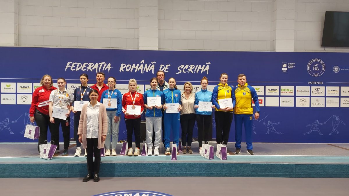 Mihaela Leonte a câștigat titlul național la spadă feminin tineret