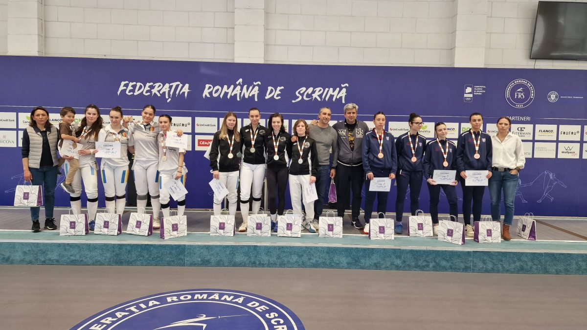 CS Dinamo 1 a câștigat titlul național al seniorilor la sabie feminin echipe