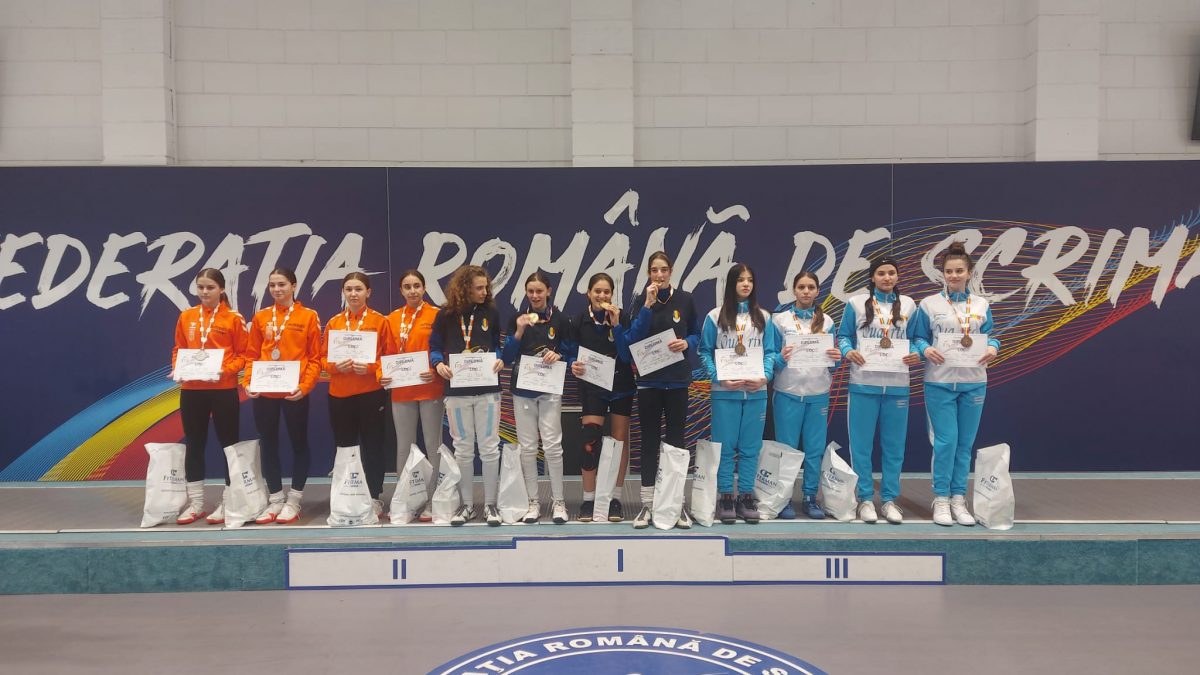 LPS Craiova 1  este campioana națională U15 la spadă feminin echipe