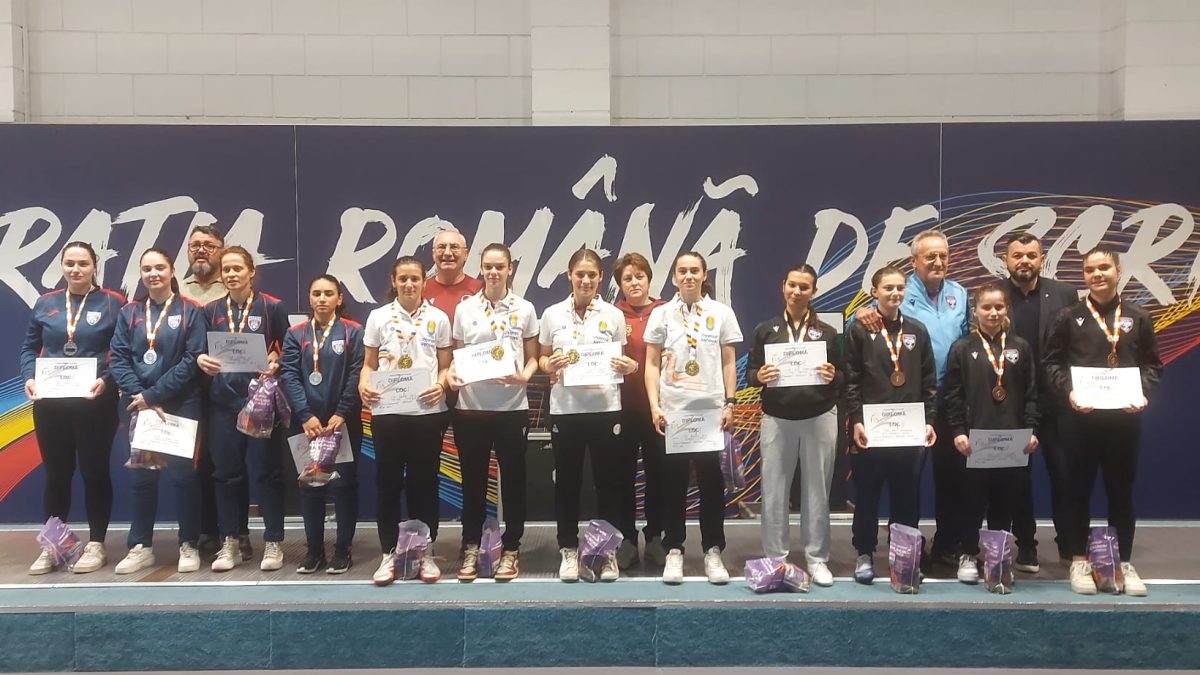CS Rapid a luat titlul național al floretă seniori echipe feminin