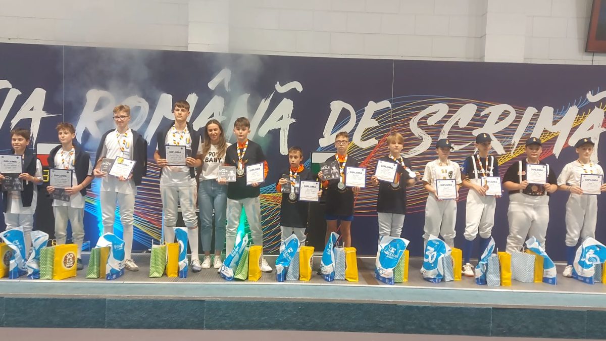 CS Satu Mare a câștigat titlul național la spadă echipe masculin