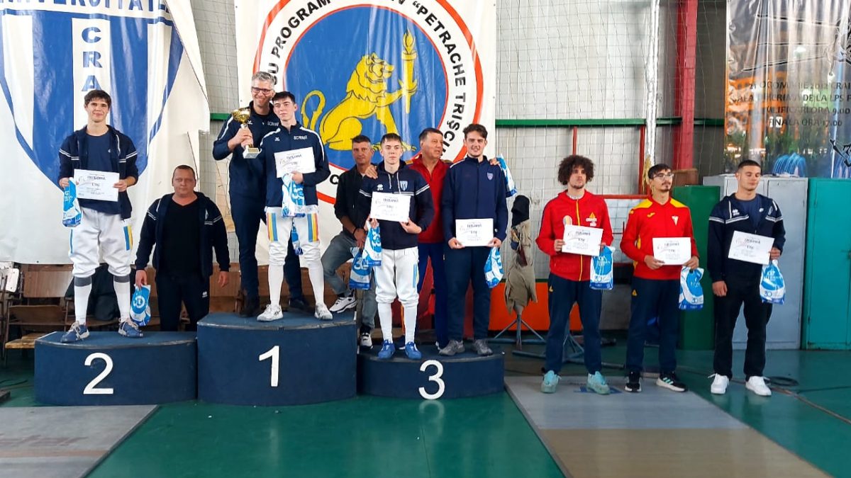 Mihnea Codrean s-a impus în Cupa României la spadă masculin juniori!