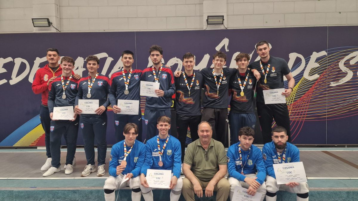 CS Dinamo e campioana României la echipe sabie masculin!